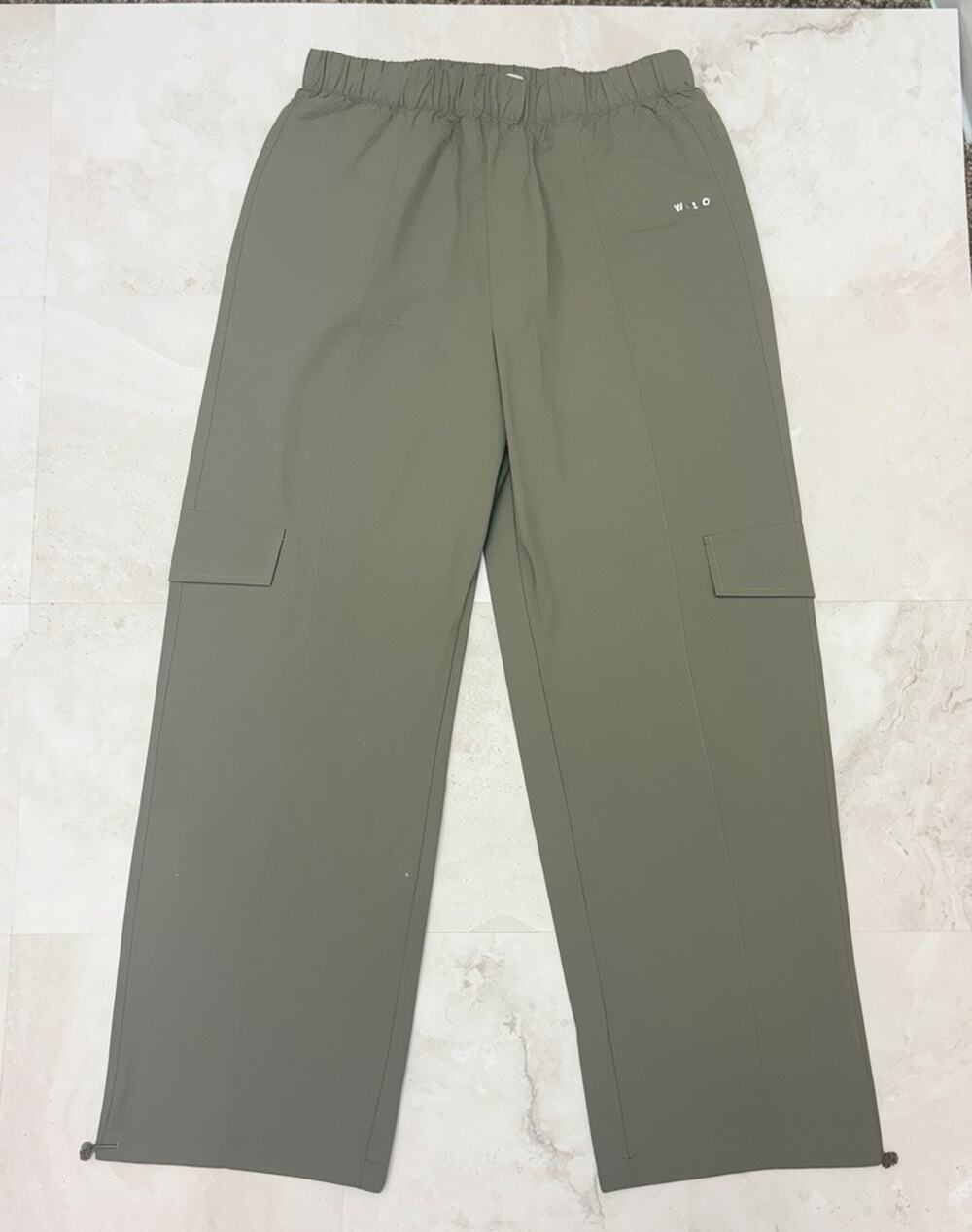 Wilo Parachute Cargo Pants High Rise Wide Leg Green Nylon Utility Pants Size M